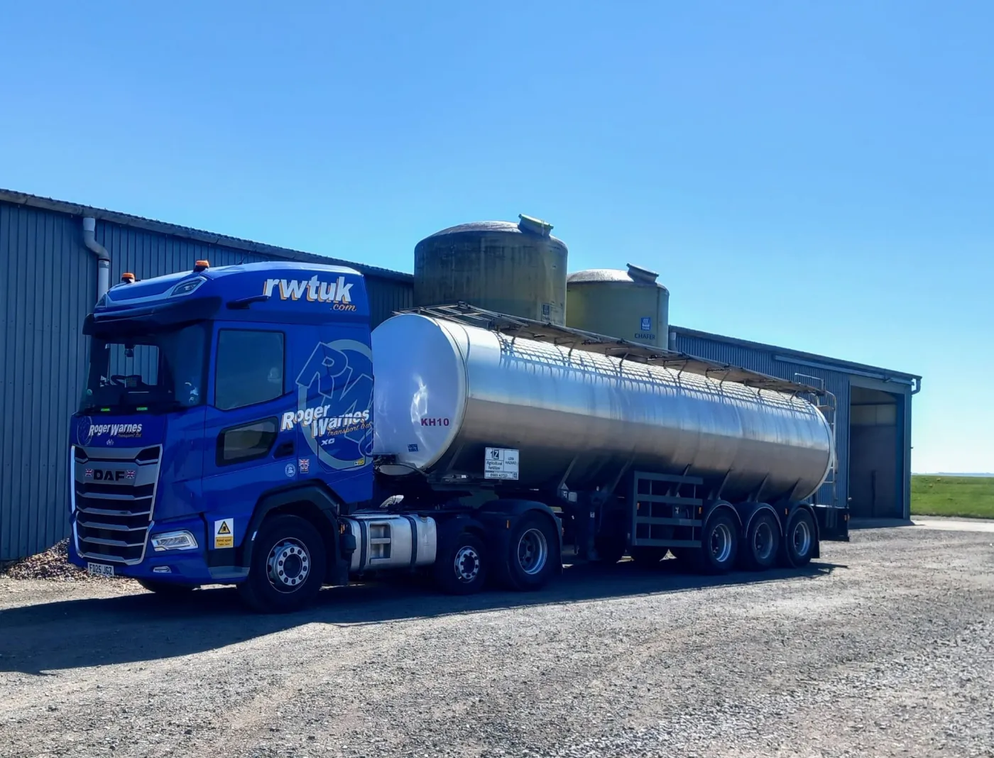 Liquid fertiliser tankers